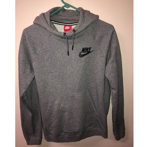 Women’s Nike Sweatshirt